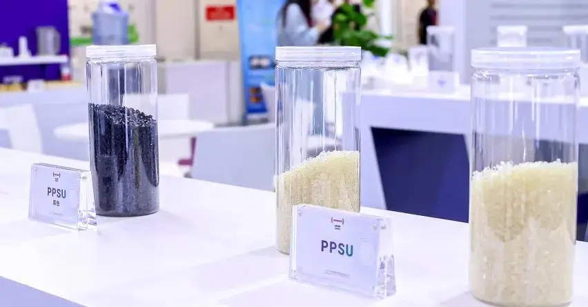 Razkrivanje materiala gasilskih čelad: izjemna zmogljivost in aplikacije PPSU in PSU